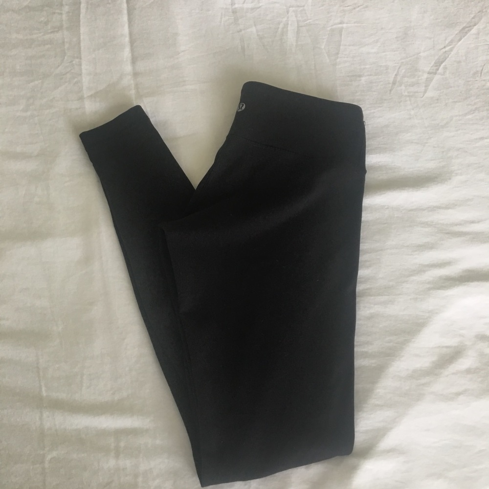 SOLD Lululemon Wunder Under Pant, Black, Size 6